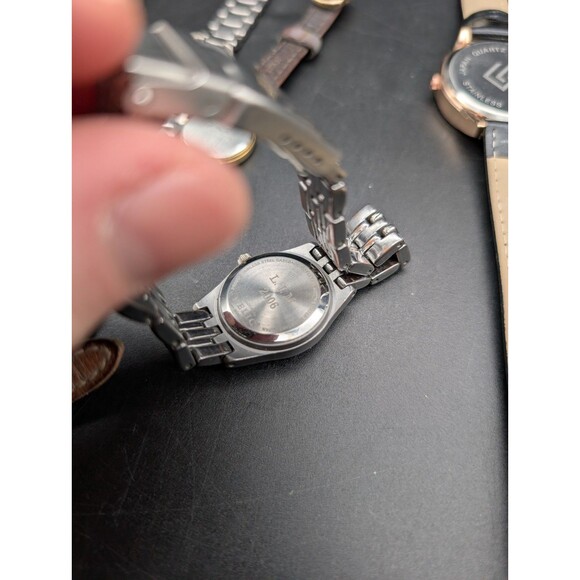 Womens Watches Lot of 8 Relic Citizen Betsy Johnson Anne Klein Seiko - Picture 13 of 15